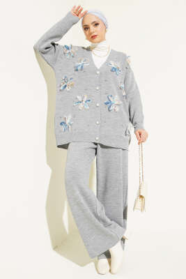 Çiçekli Taşlı Hırkalı Triko İkili Takım Gri 
