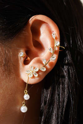Çiçekli Tragus Kıkırdak Küpe Gold - Küpe