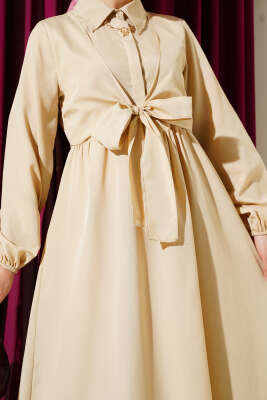 Çift Bağlamalı Düğmeli Elbise Bej - Tesettür Elbise