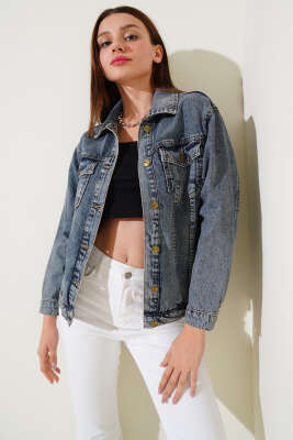 Çift Cep Kapaklı Kısa Kot Ceket Kot Mavisi - Kadın Giyim Modelleri