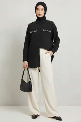 Çift Cep Kapaklı Zımbalı Tunik Siyah - NEVA MODA