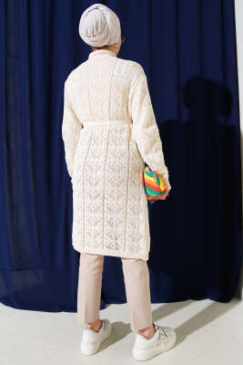 Çift Cepli Delikli Kuşaklı Triko Hırka Ekru - Triko Hırka