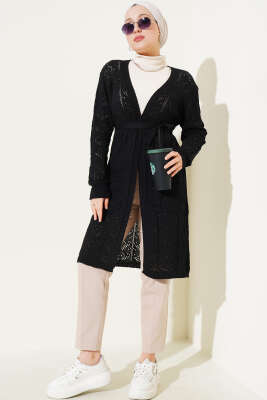 Çift Cepli Delikli Kuşaklı Triko Hırka Siyah - Triko Hırka