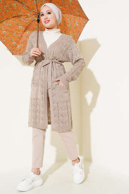 Çift Cepli Delikli Kuşaklı Triko Hırka Vizon - Triko Hırka