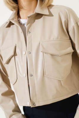 Çift Cepli Deri Crop Ceket Bej - Kadın Giyim Modelleri