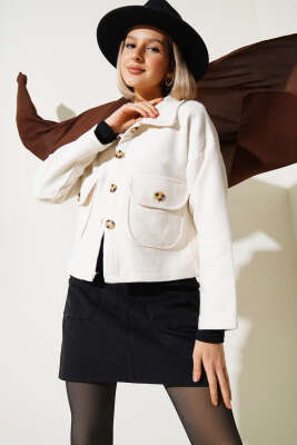 Çift Cepli Düğmeli Kısa Ceket Ekru - PİYES COLLECTİON