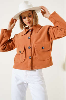 Çift Cepli Düğmeli Kısa Ceket Taba - Kadın Giyim Modelleri