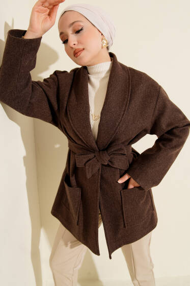 Çift Cepli Kruvaze Kuşaklı Kısa Kaban Kahve - Kaban