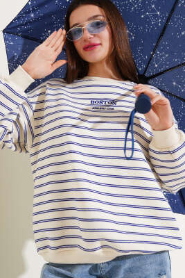 Çift Çizgili Nakışlı Sweatshirt Lacivert - Kadın Giyim Modelleri