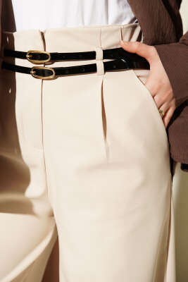 Çift İnce Kemer Geniş Paça Pantolon Bej - Pantolon