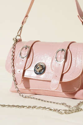 Çift Kemer Detaylı Rugan Çanta Pudra - Kol Çantası