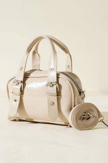 Çift Kemer Tokalı Rugan Çanta Bej - Kol Çantası