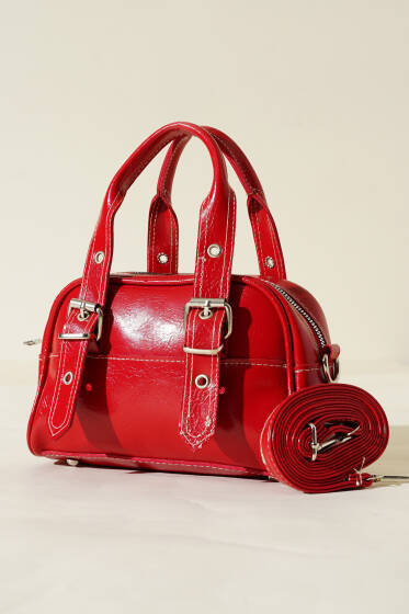 Çift Kemer Tokalı Rugan Çanta Kırmızı - Kol Çantası