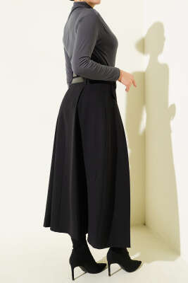 Çift Kemerli Pens Detaylı Kloş Etek Siyah - Etek