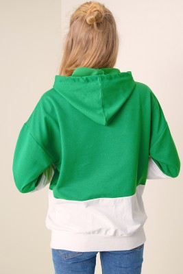 Çift Renkli Kapüşonlu Yeşil Sweatshirt - Kadın Giyim Modelleri
