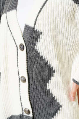 Çift Renkli Salaş Triko Hırka Füme Ekru - Triko Hırka