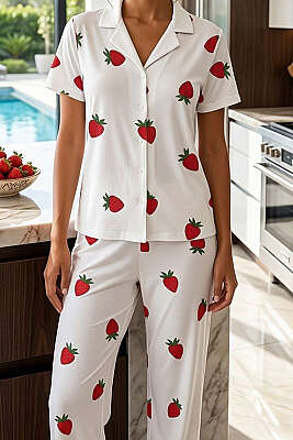 Çilek Desenli Kısa Kol Düğmeli Pijama Takım Kırmızı - Pijama