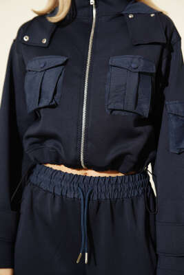 Çıtçıt Cepli Crop Hırkalı Scuba Takım Lacivert - Kadın Giyim Modelleri