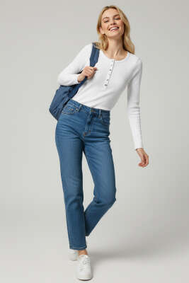 Çıtçıt Detaylı Bluz Beyaz - Yılın Fırsatı