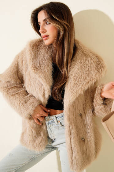 Çıtçıt Düğmeli Kürk Mont Latte - Kadın Giyim Modelleri