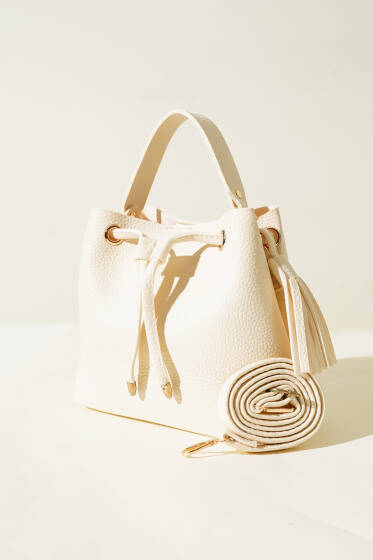 Çıtçıt Düğmeli Püsküllü Çanta Krem - Kol Çantası