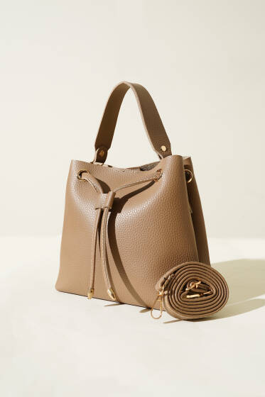 Çıtçıt Düğmeli Püsküllü Çanta Latte - Kol Çantası