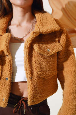 Çıtçıtlı Cepli Kısa Buklet Ceket Camel - Kadın Giyim Modelleri