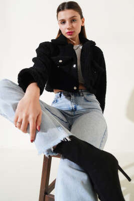 Çıtçıtlı Cepli Kısa Buklet Ceket Siyah - Kadın Giyim Modelleri