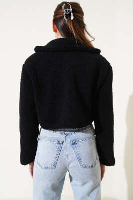 Çıtçıtlı Cepli Kısa Buklet Ceket Siyah - Kadın Giyim Modelleri