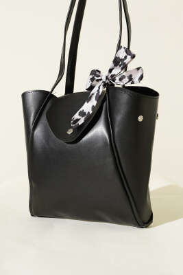 Çıtçıtlı Fularlı Kol Çanta Siyah - ŞENTÜRK ÇANTA