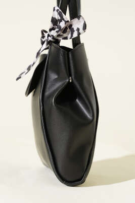 Çıtçıtlı Fularlı Kol Çanta Siyah - Kol Çantası