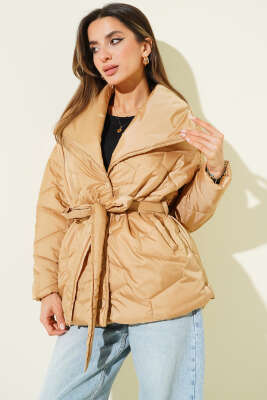 Çıtçıtlı Kuşaklı Kısa Şişme Mont Camel - Kadın Giyim Modelleri