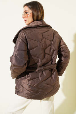 Çıtçıtlı Kuşaklı Kısa Şişme Mont Kahve - Kadın Giyim Modelleri