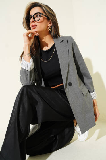 Çizgi Astarlı Düğmeli Blazer Ceket Füme - Kadın Giyim Modelleri