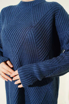 Çizgi Baklava Desen Triko Tunik İndigo - Tunik