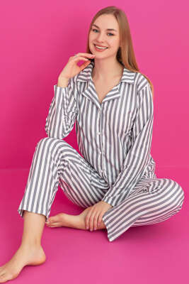 Çizgi Desen Düğmeli Süet Pijama Takım Gri - Pijama