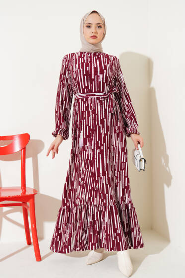 Çizgi Desen Volanlı Kuşaklı Elbise Bordo - Elbise