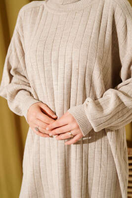 Çizgi Detaylı Boğazlı Oversize Triko İkili Takım Bej - İkili Takım