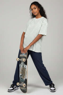 Çizgi detaylı Oversize T-shirt Çağla Yeşili - Kadın Giyim Modelleri