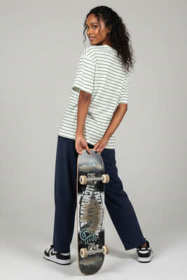 Çizgi detaylı Oversize T-shirt Çağla Yeşili - Kadın Giyim Modelleri