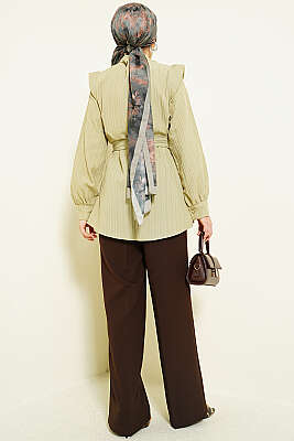 Çizgi Kabartmalı Taş Düğmeli Gömlek Çağla Yeşili - Gömlek