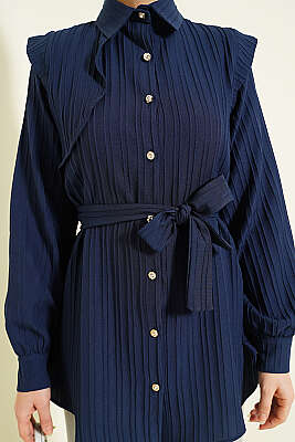 Çizgi Kabartmalı Taş Düğmeli Gömlek Lacivert - Gömlek