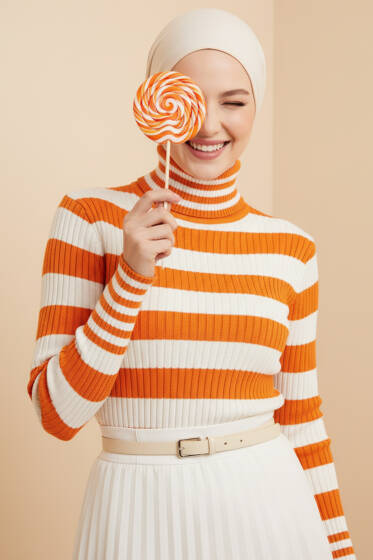 Çizgili Balıkçı Yaka Detaylı Triko Kazak Oranj - Triko Kazak