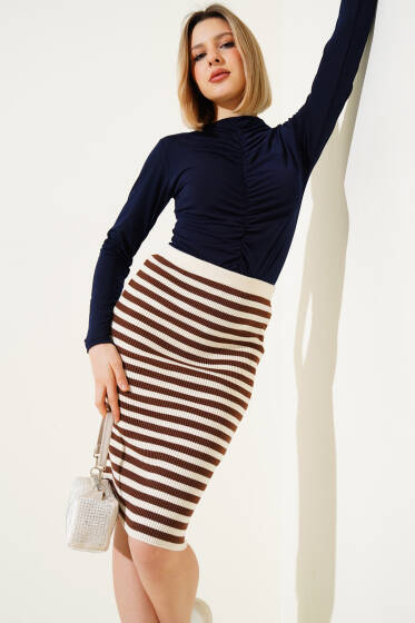 Çizgili Bel Lastikli Triko Midi Etek Bej - Kadın Giyim Modelleri