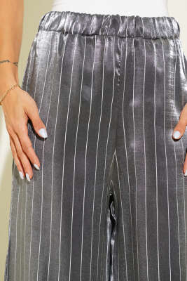 Çizgili Bol Paça Parlak Saten Pantolon Siyah - Yılın Fırsatı