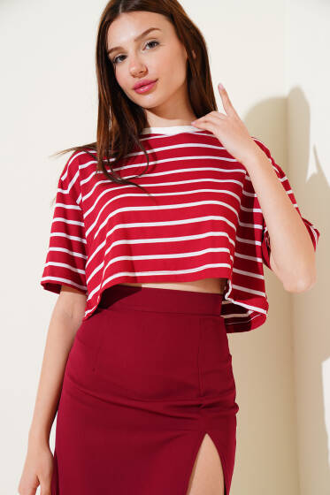 Çizgili Crop T-shirt Bordo - Kadın Giyim Modelleri