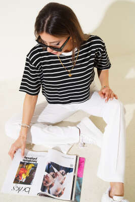 Çizgili Crop T-shirt Siyah - Kadın Giyim Modelleri