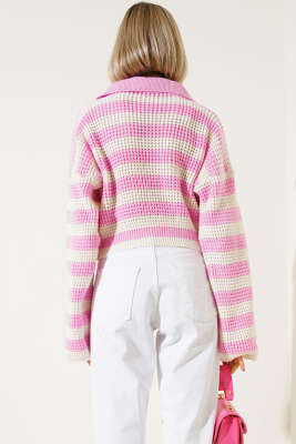 Çizgili Düğmeli Kısa Triko Hırka Pembe - Kadın Giyim Modelleri