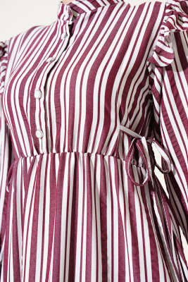 Çizgili Düğmeli Omuz Fırfırlı Elbise Bordo - Tesettür Elbise