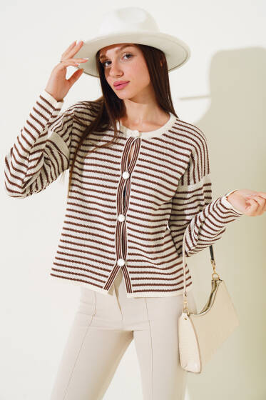Çizgili Düğmeli Triko Crop Hırka Bej - Triko